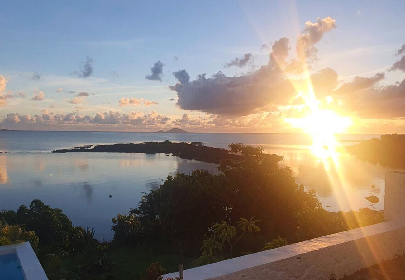 Villa in Anse La Raie - Villa Cap Merveilleux - Pieds dans l'eau