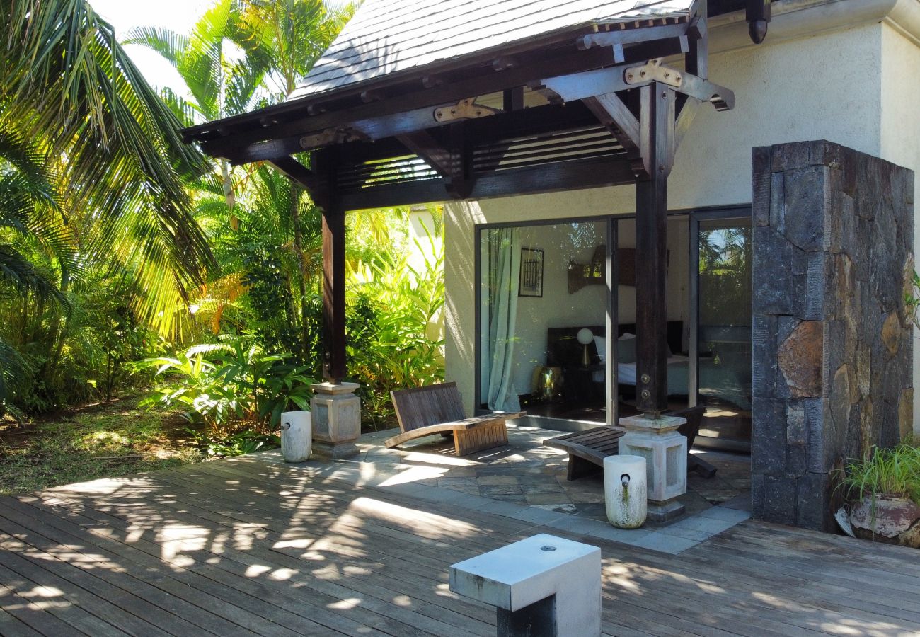 Villa in Beau Champ - Villa Élégance du Sud - Piscine et Jardin