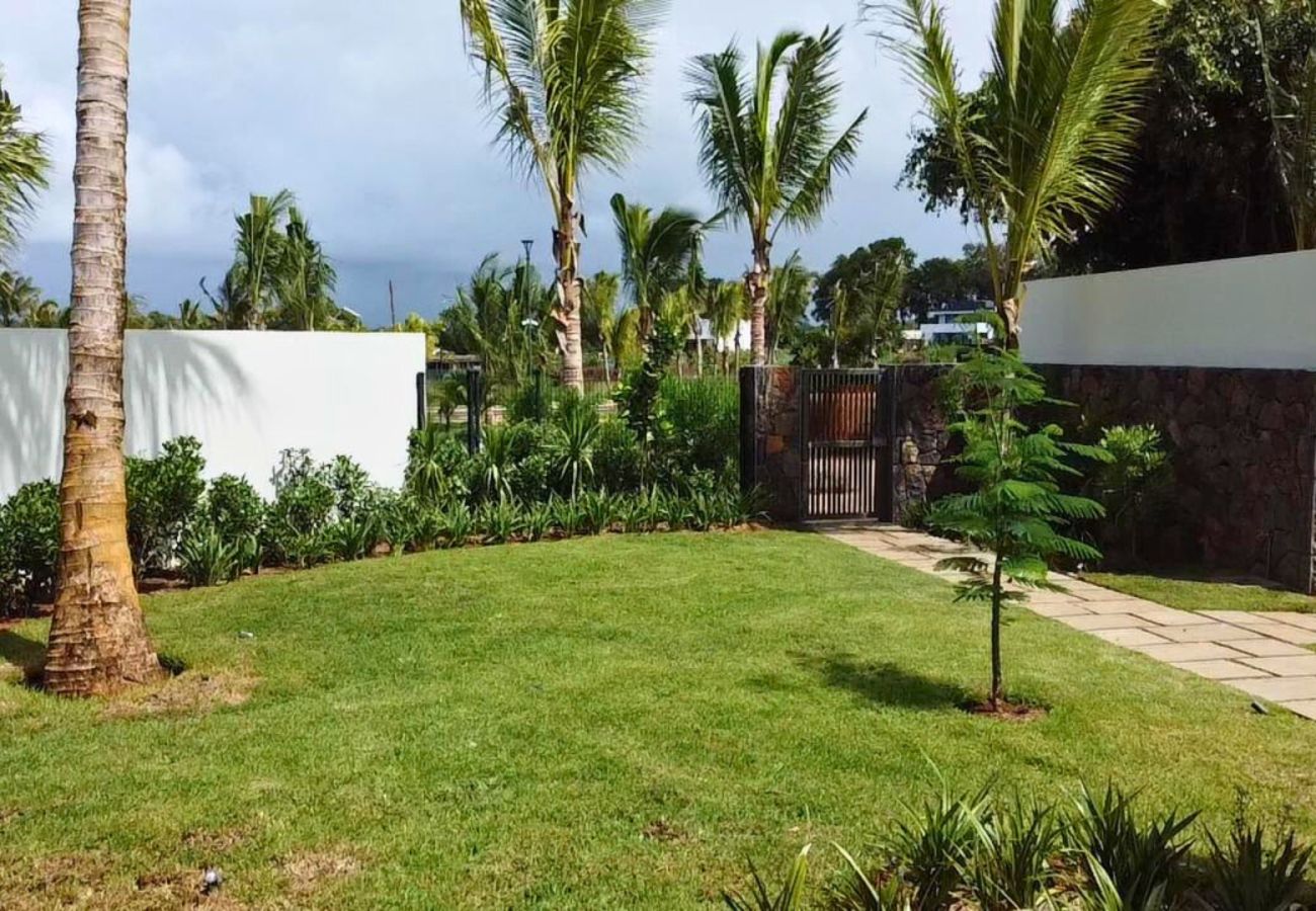 Villa in Roches Noires - Villa Azuri - Vue sur mer