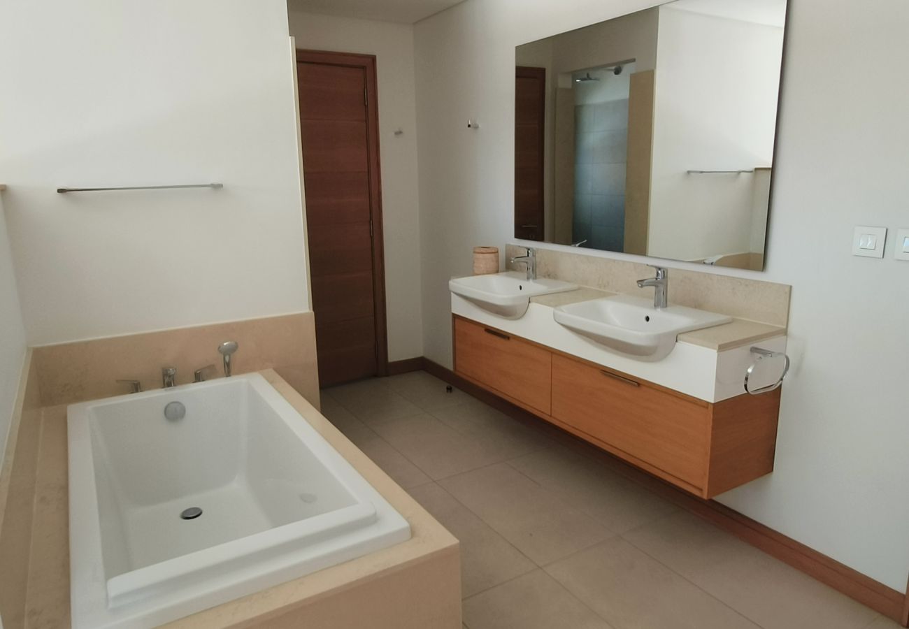 Villa à Mont Choisy - Villa Golf de Mont Choisy