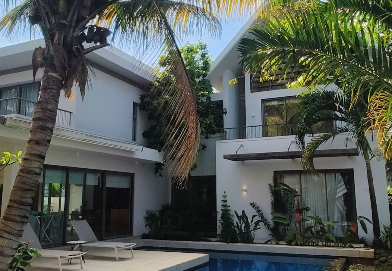 Villa à Mont Choisy - Villa Golf de Mont Choisy