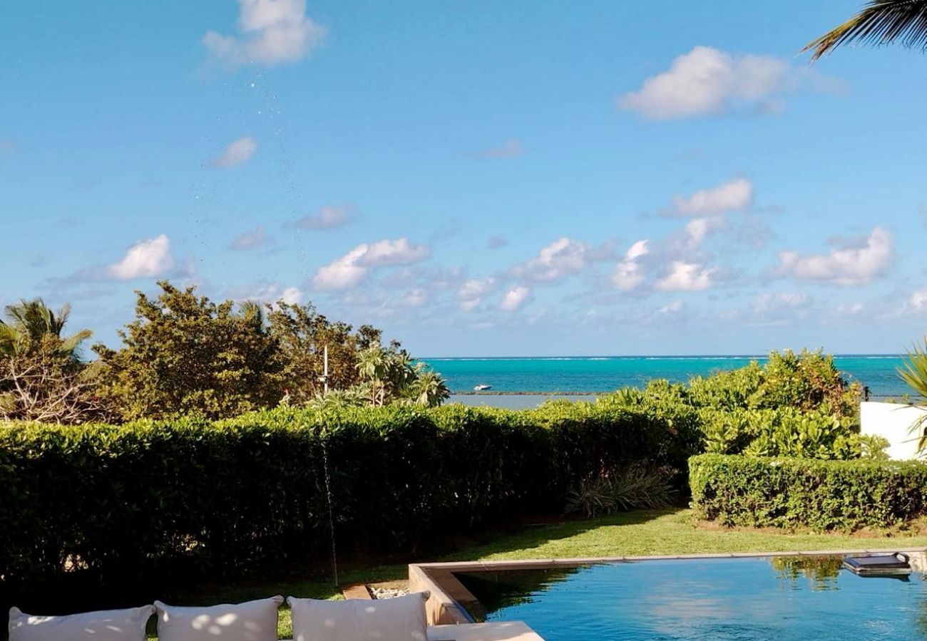 Villa à Roches Noires - Villa Azuri - avec piscine privée et jardin